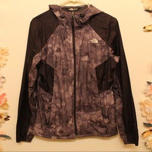 The North Face Women’s Windbreaker Jacket, Medium